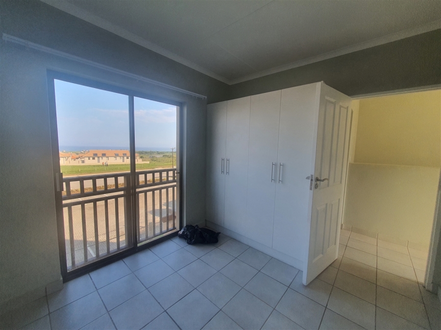 To Let 3 Bedroom Property for Rent in Kidds Beach Eastern Cape